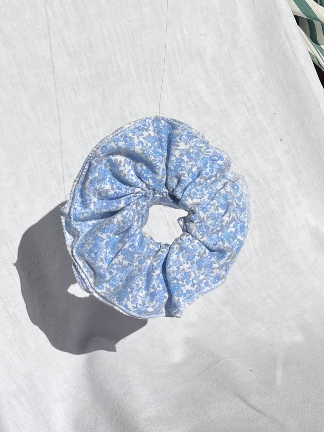 Chouchou - Bleu à fleurs