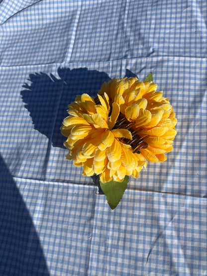 Pince Dahlia jaune