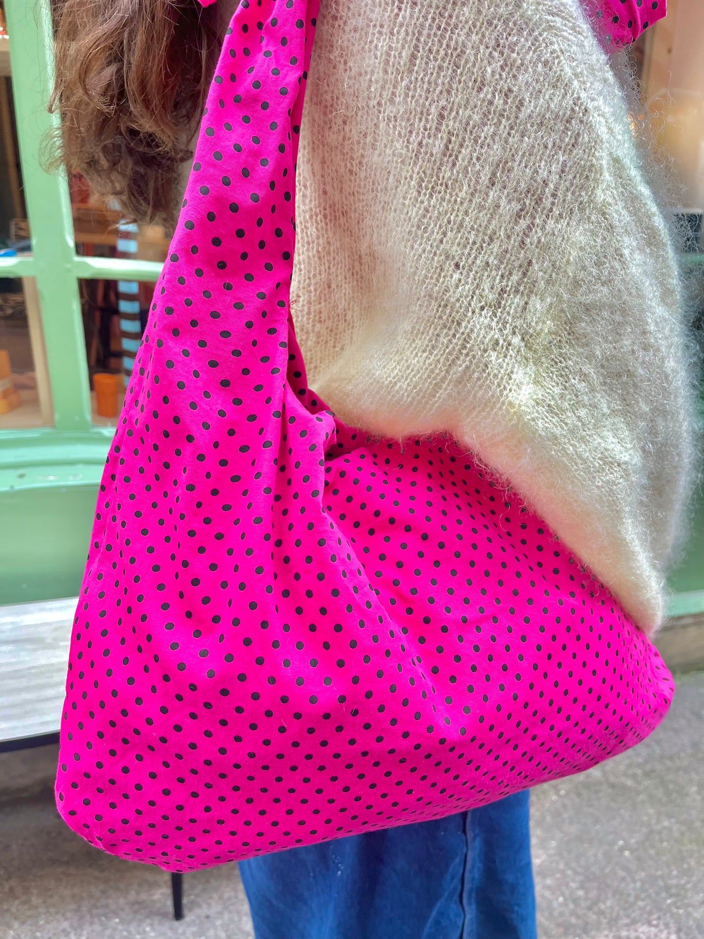 Eliot - Polka dots fushia